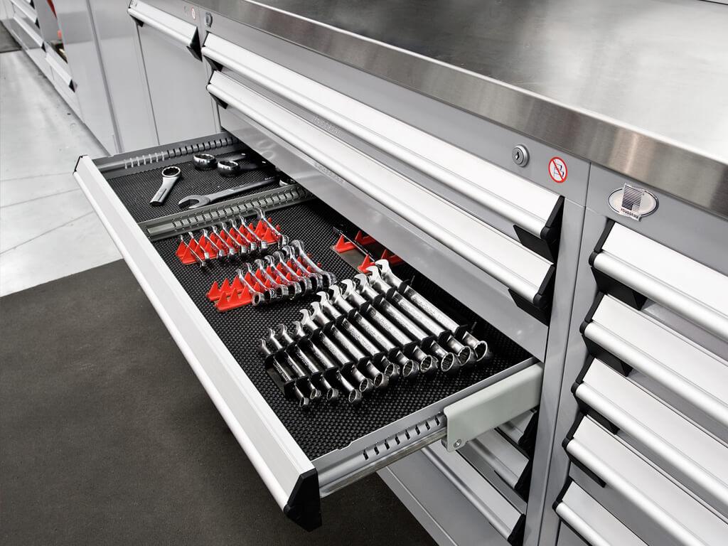 Locked Modular Drawer Tool Cabinet