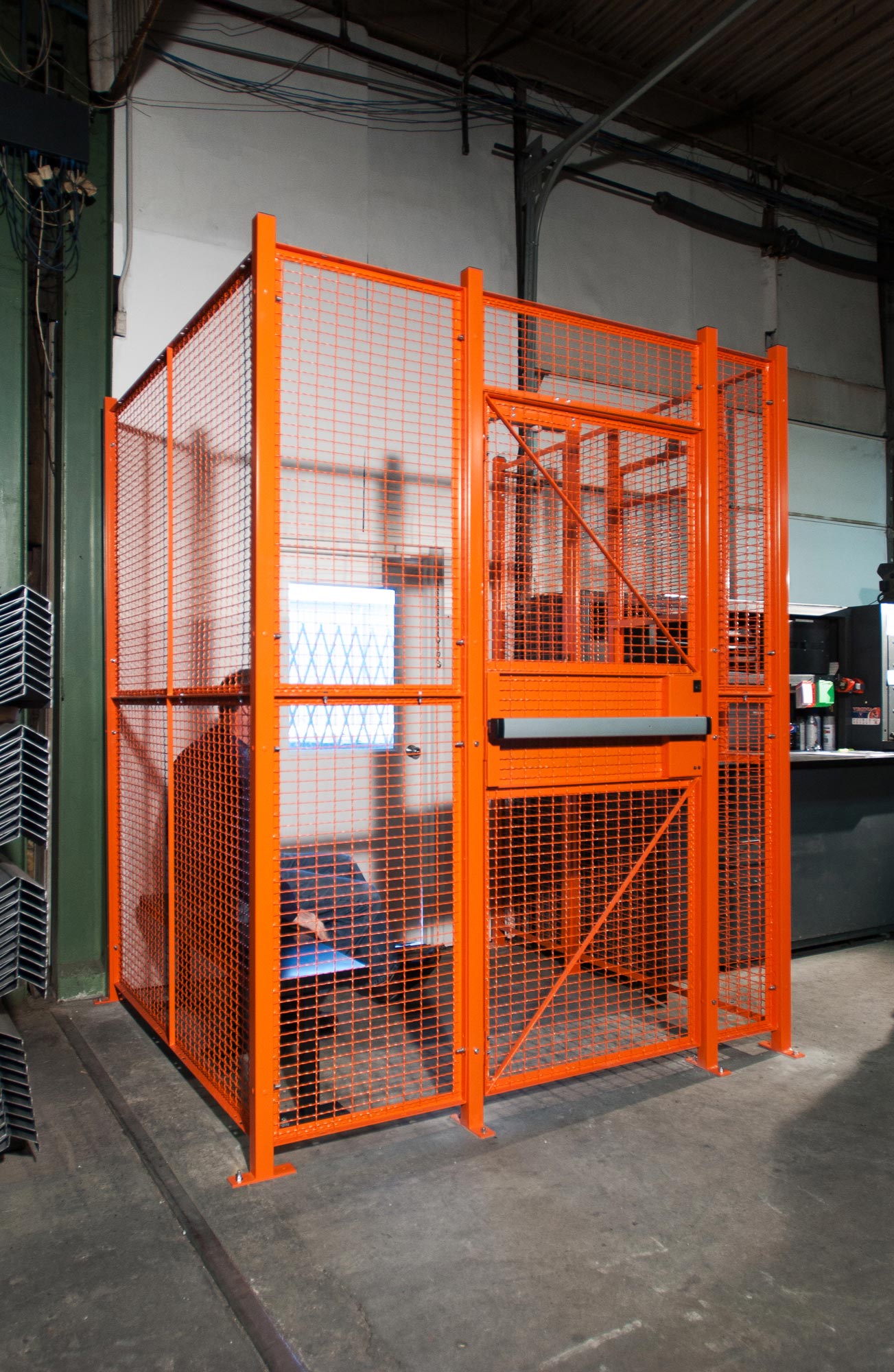 Driver Access Cage