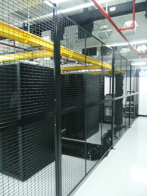 wire-server-cage4