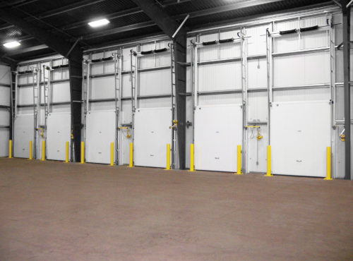 ColdGuard-Vertical-Lift-Doors-lineup_Application-image-1