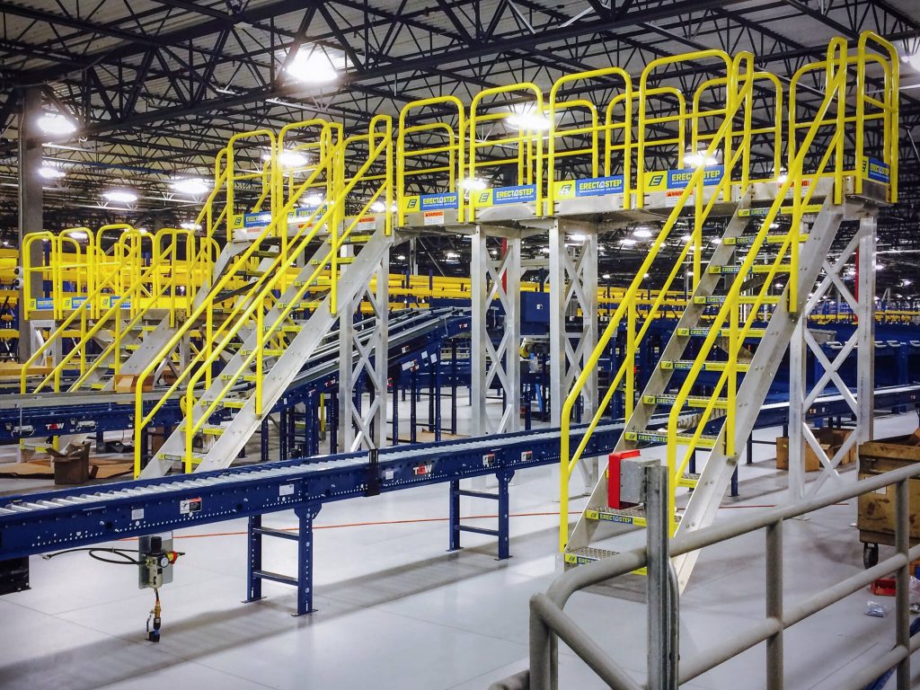 Erectastep-MSC-Distribution-center-raised-walkway-service-platform-1-2048x1536